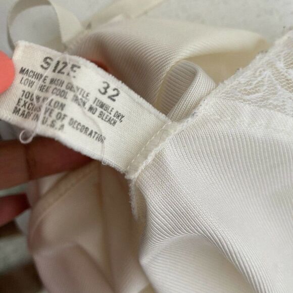 Vintage Diane von Furstenberg Camisole Nylon Lace Ivory Size 32 - Picture 9 of 12